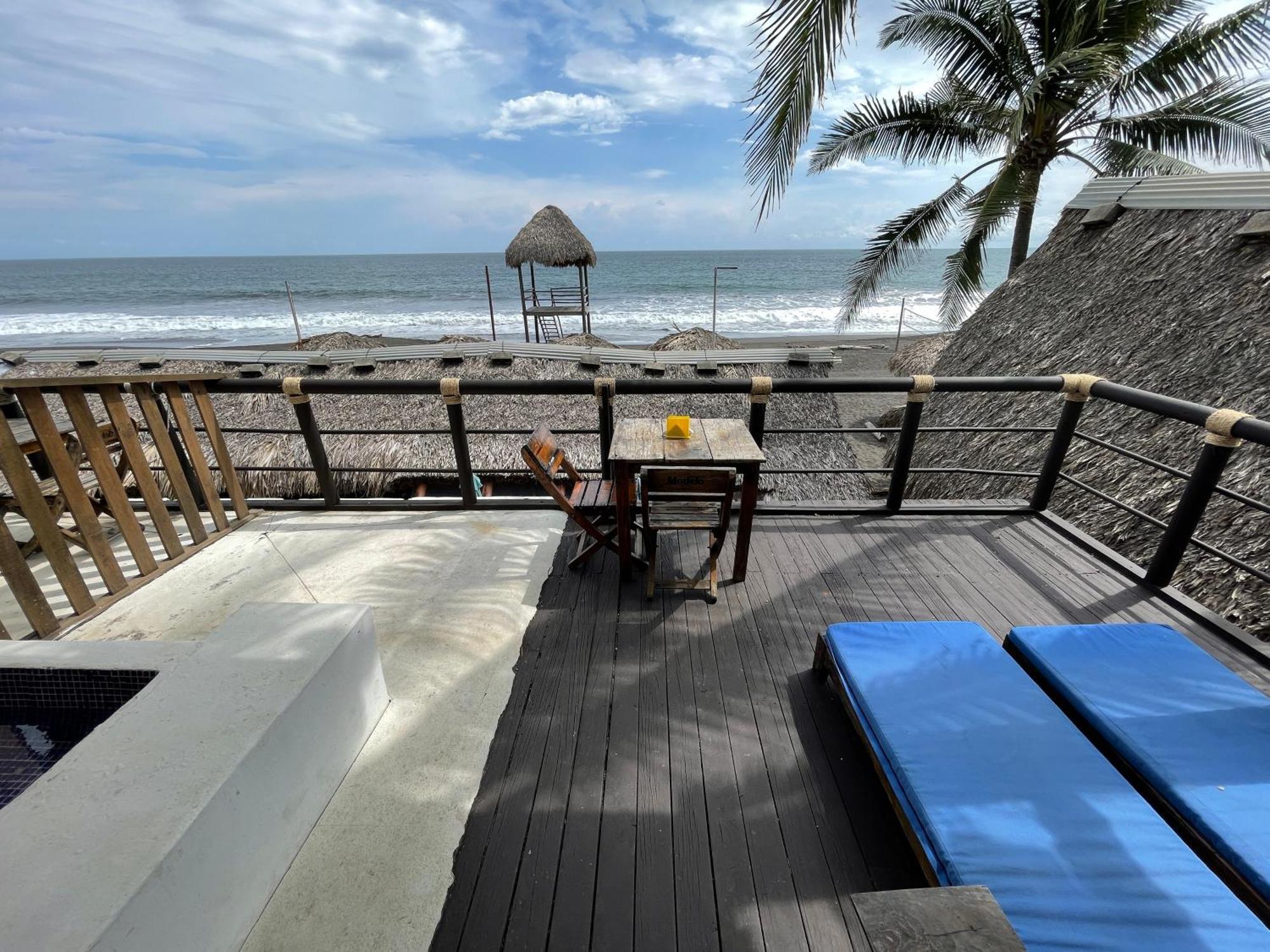 Johnnys Place Hotel Monterrico Luaran gambar